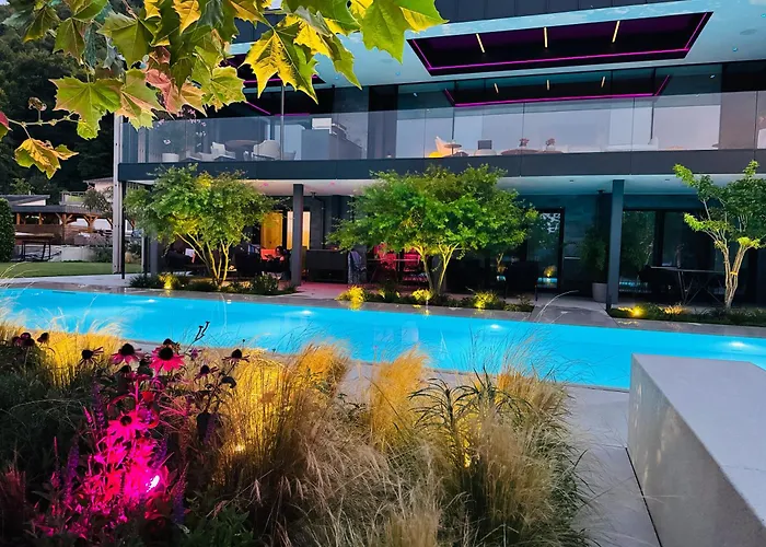 Apartment Paradisio Poolsuite Summergold In Am Bodensee *